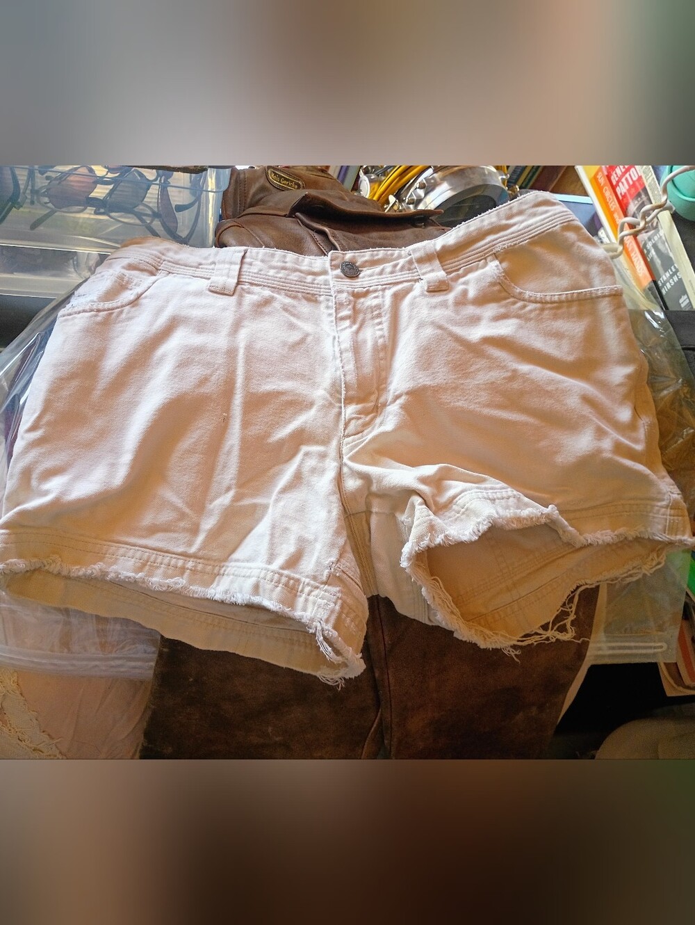 Patagonia Shorts Perfectly Distressed 10 Cream